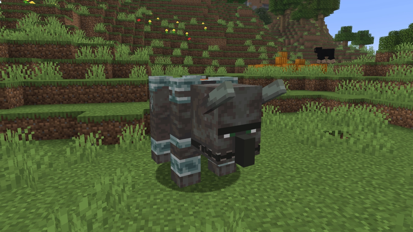 Minecraft Ravager mit Hörnern und Rüstung auf einer Wiese